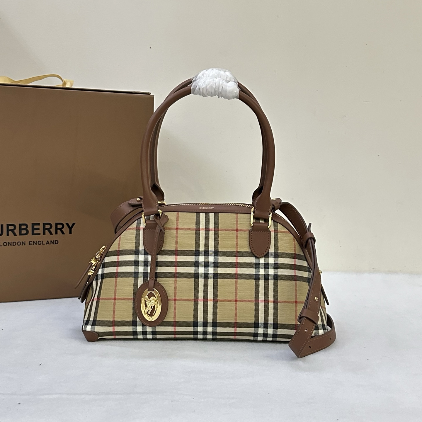 Burberr.y Primroser Bag -32 x 15.5 x 20CM