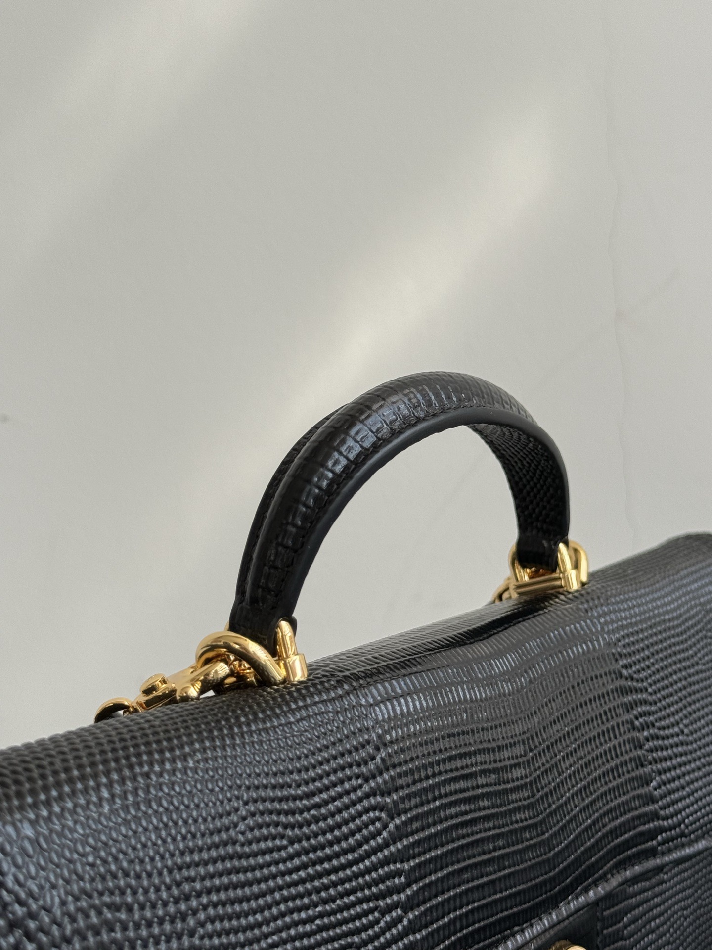 Ch@nel Calfskin Lizard Embossed Top Handle-25×10×3CM