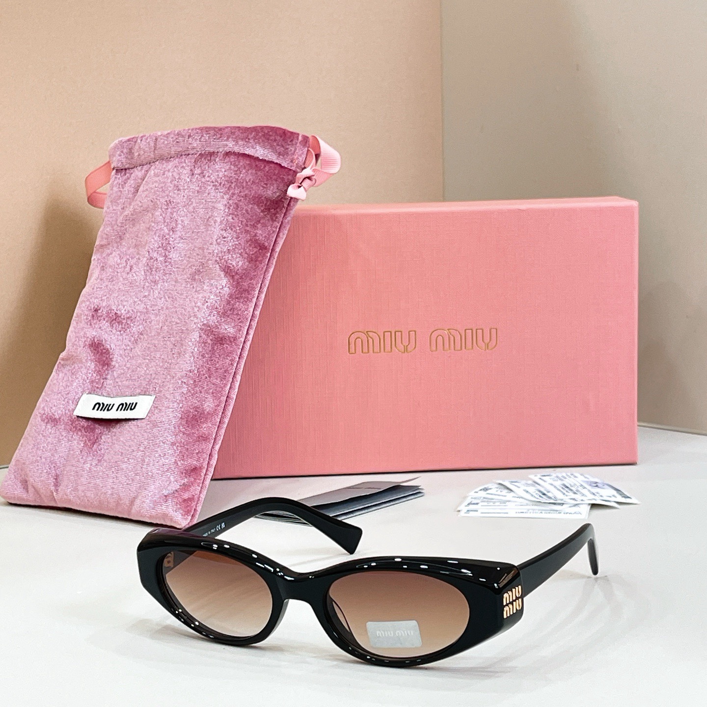 M1um1u Sunglasses