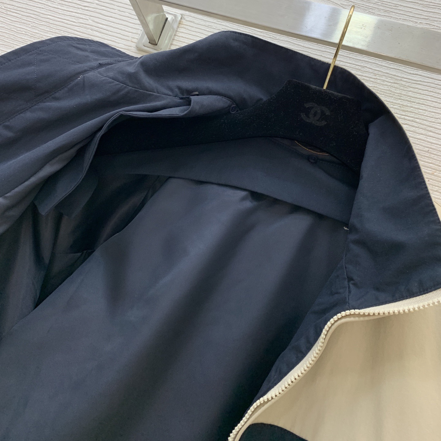 Sa1nt Lau*nt Jacket In Cotton In Beige