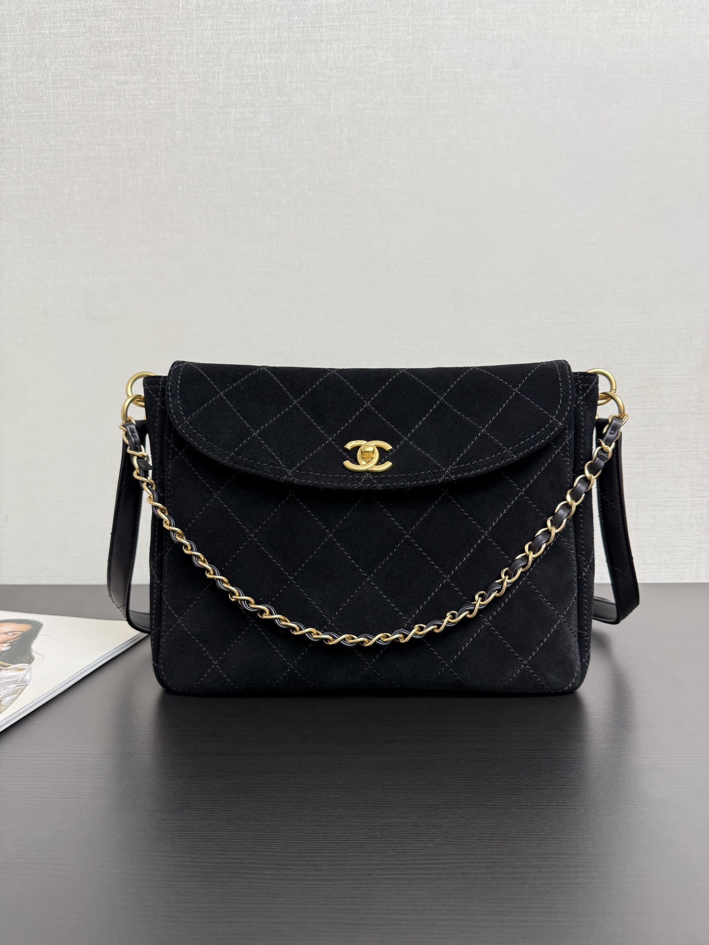 Ch@nel Vintage Handbag-21.5*30*6CM