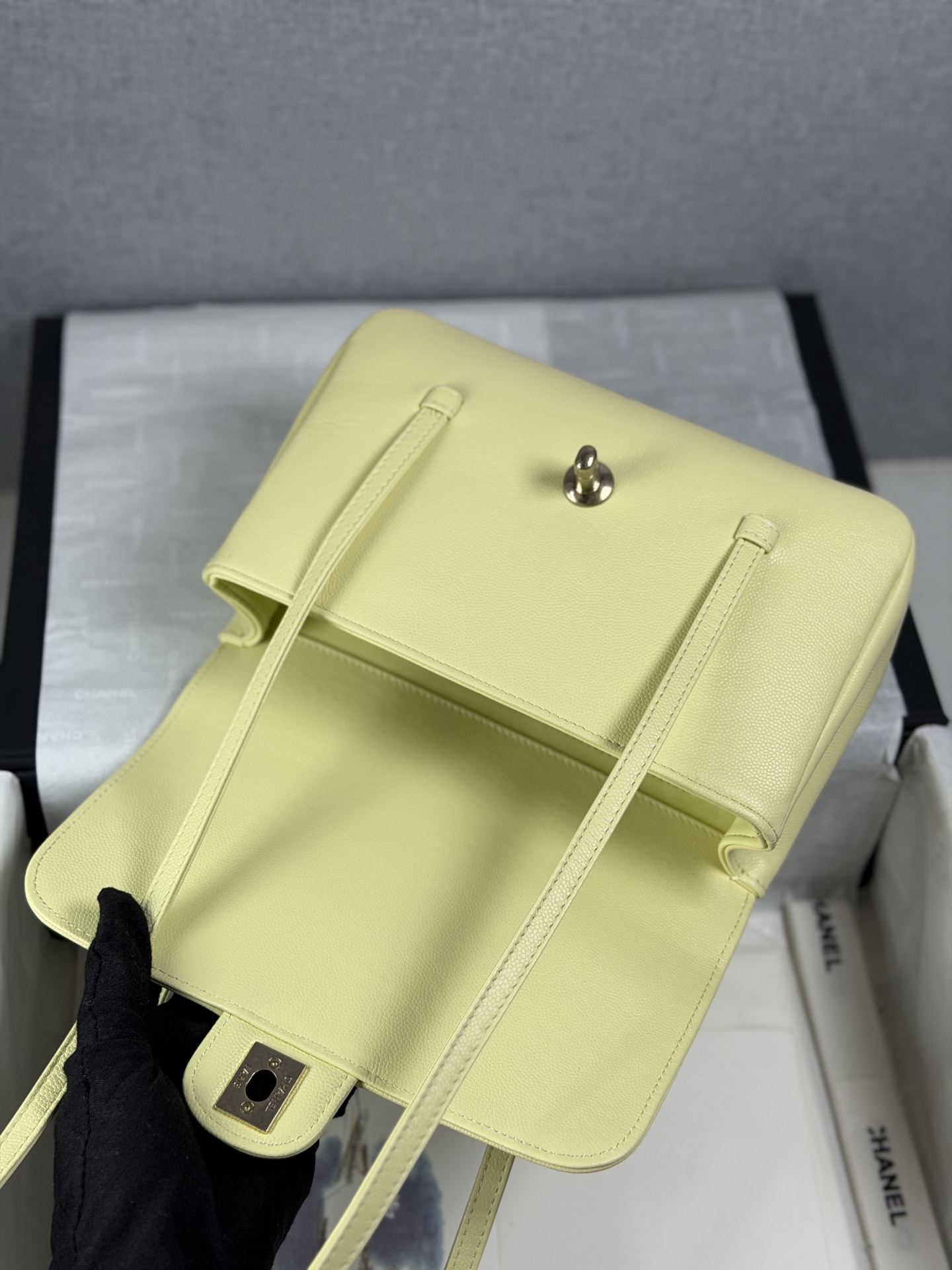 Ch@nel 22 Small Handbag-22*16*6CM