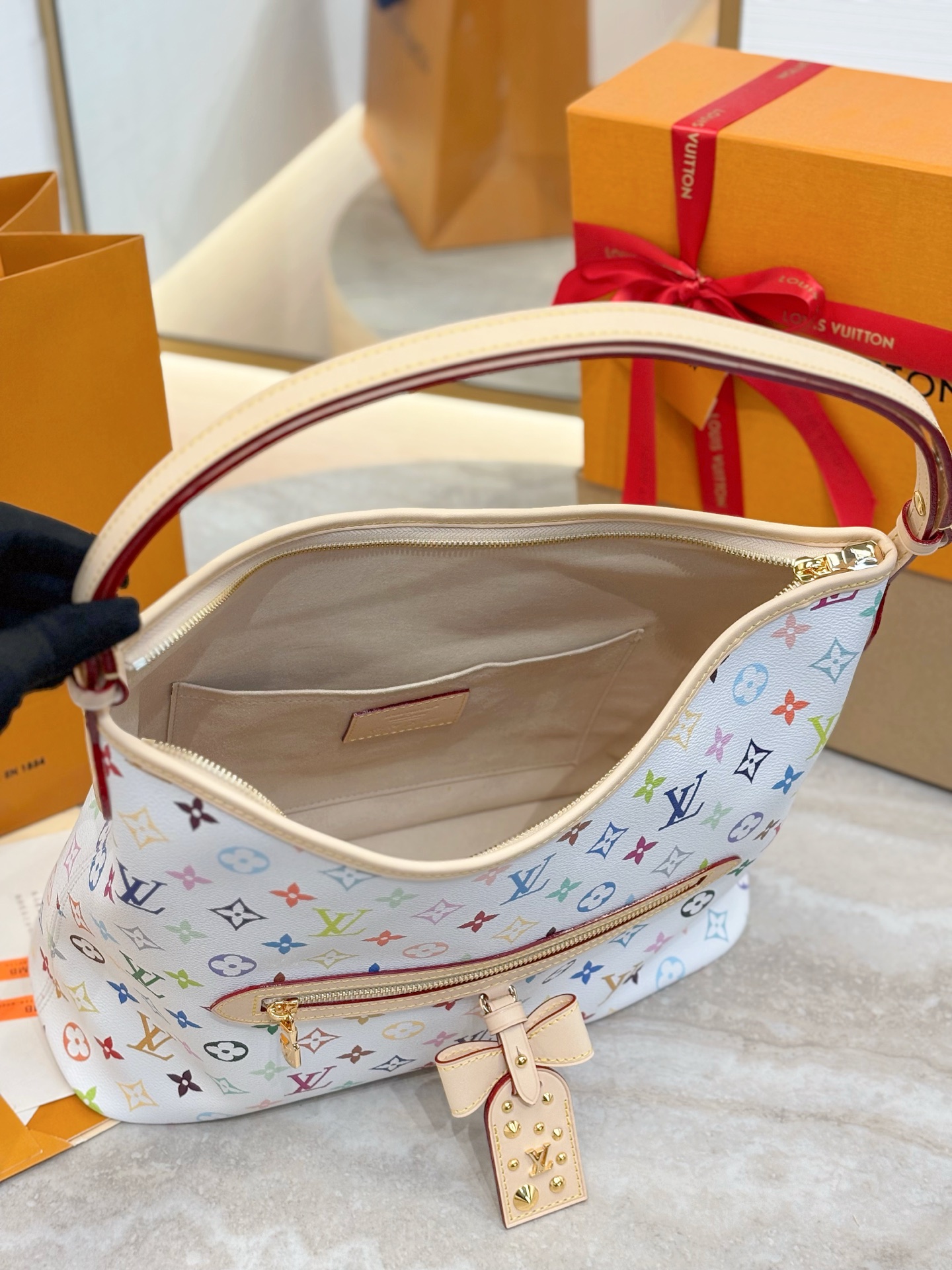 LV x TM Lineup Other Monogram Canvas-34.5x26x13CM