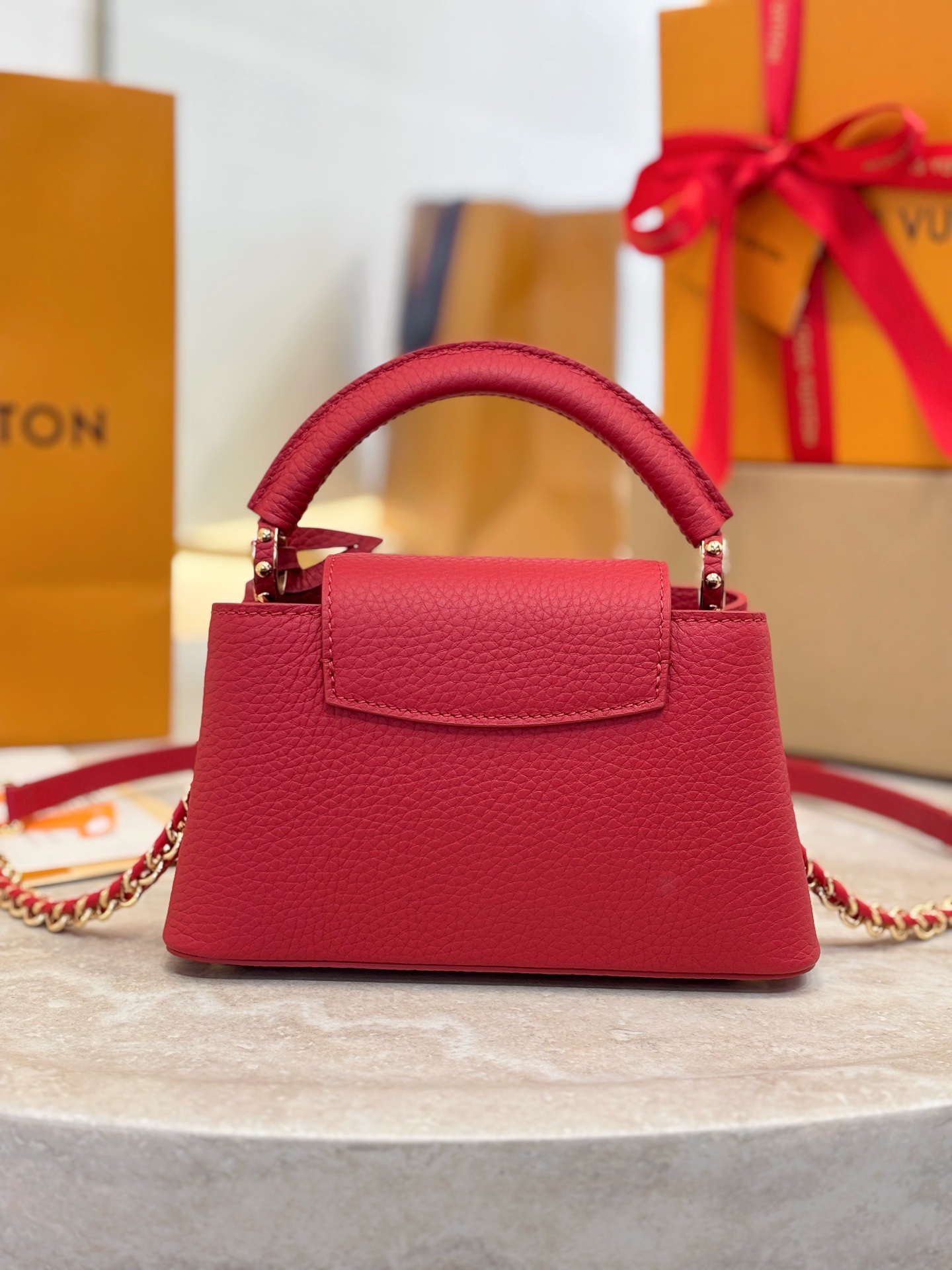 L0vis Vvtt0n Capucines East-West Mini Capucines -M27300-21*14*8CM