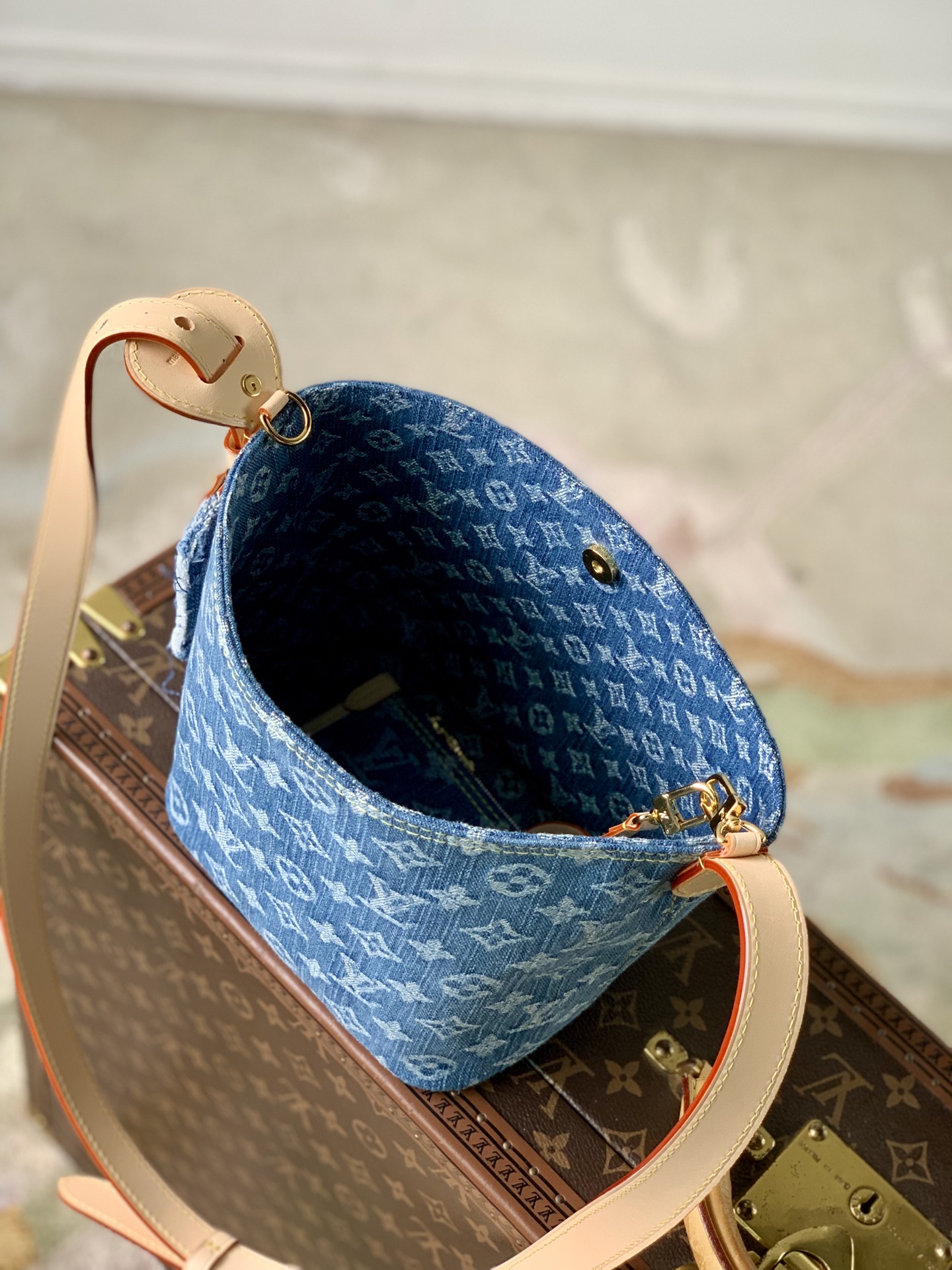 LV All In BB Bucket-M15130-18 x 12 x 16CM