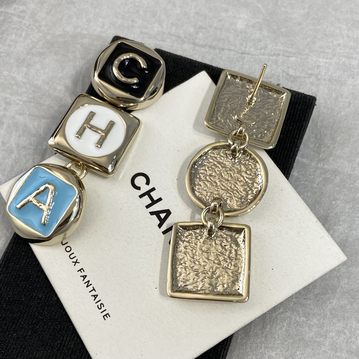 Ch@nel Earring