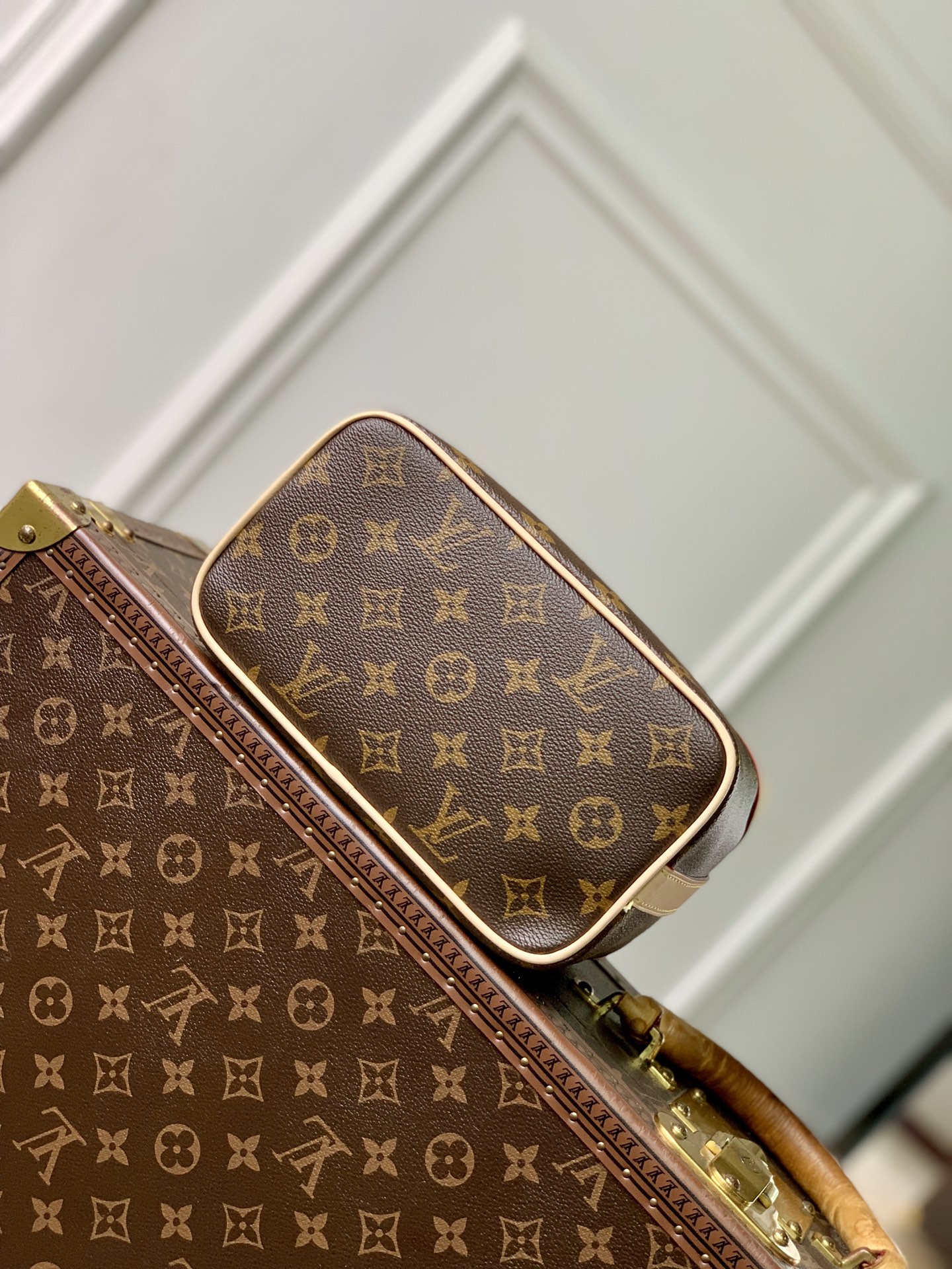Lou*s Vvtt0n Cruiser Toiletry Bag Monogram-2 x 13.5 x 12CM
