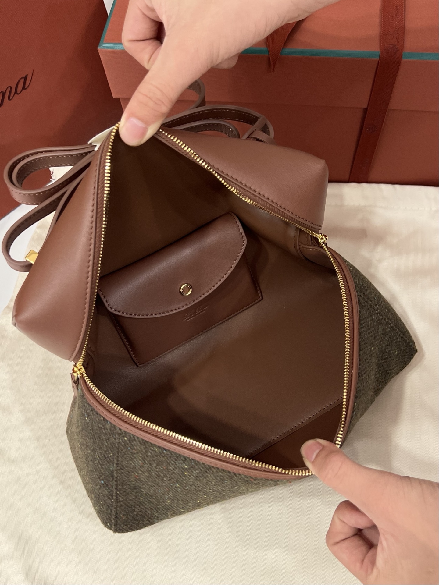 L0r0 P1ana Extra Bag L27-16*27*10CM