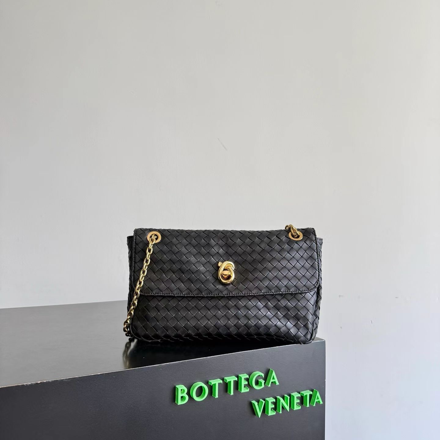B0tt*ga Ven*ta Madison Intrecciato Leather Shoulder Bag-27*16*6CM