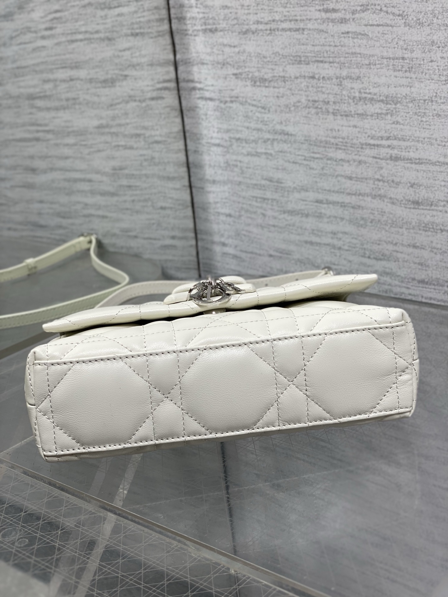 Diro Mini Bag with Chain Soupir Pink Macrocannage Lambskin-21*11.5*7CM