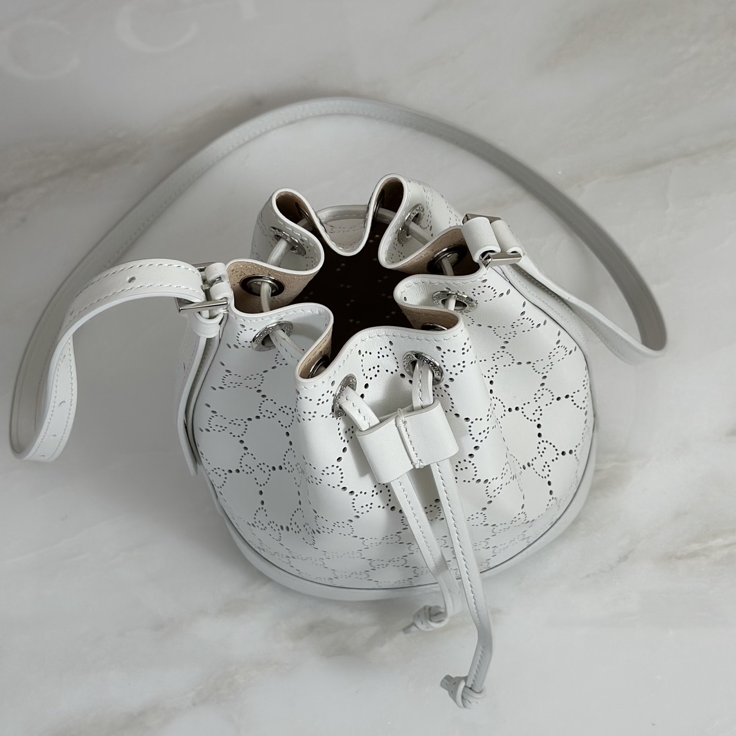 G*ucci Venice Small Bucket Bag In White GG Leather-15.5*19.5*10.5CM