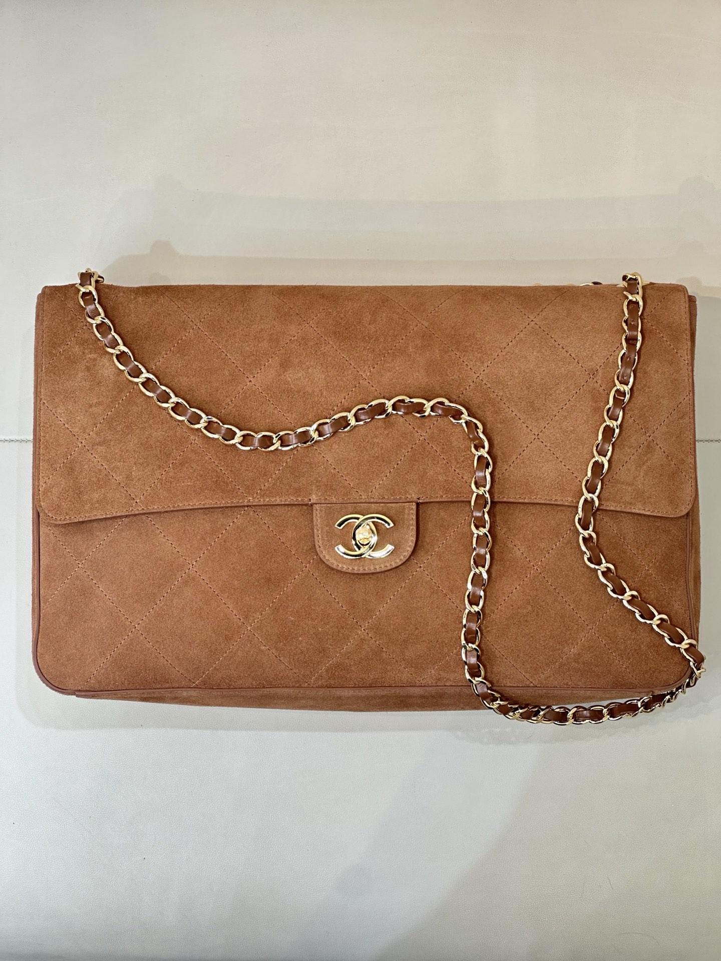 Cha**nel Suede Calfskin Small Souplissimo Maxi Flap Camel -26*38.5*11CM