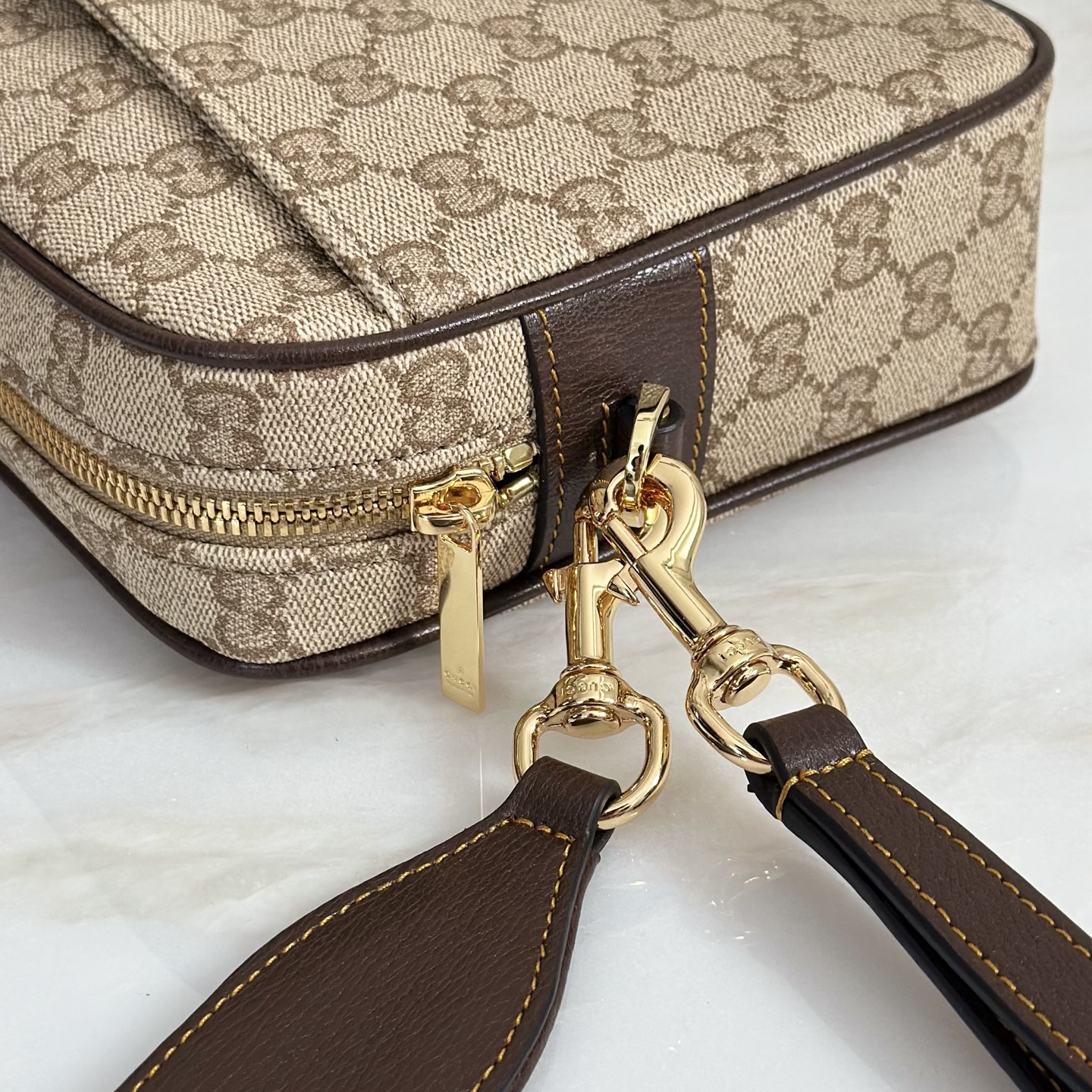 Guc*ci Small Crossbody Bag-24*16*5CM