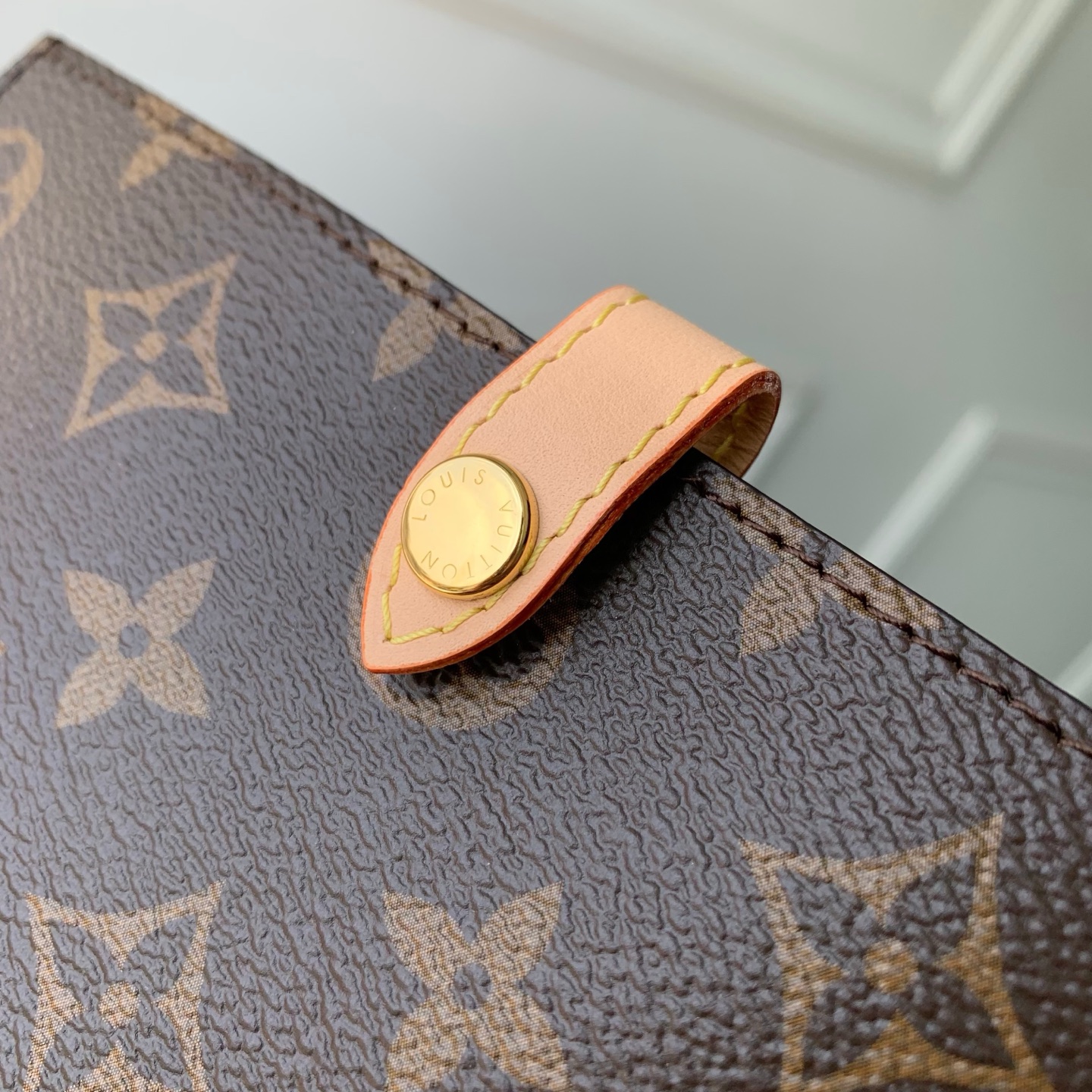 L0vis Vuitto*n Wallet On Chain Trotter M27242-21.5 x 12.5 x 3CM
