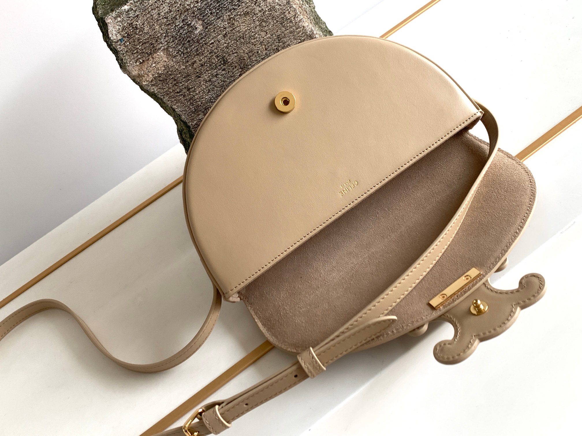Ce**e besace triomphe bag-23*13.5**6cm